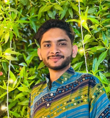 Dhruv Akhaja